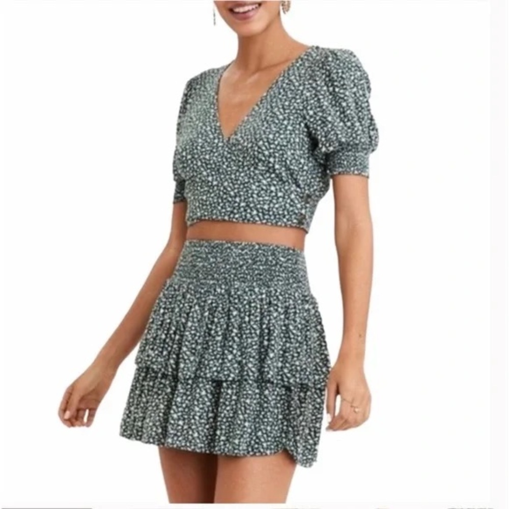 American Eagle Ditsy Floral Crop Top Skirt SET